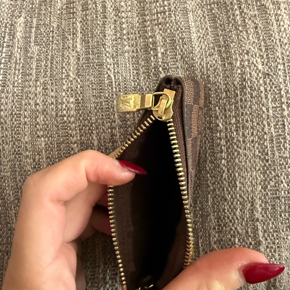 Louis Vuitton Damier Ebene Key Pouch with Gold Accents - Picture 6 of 7